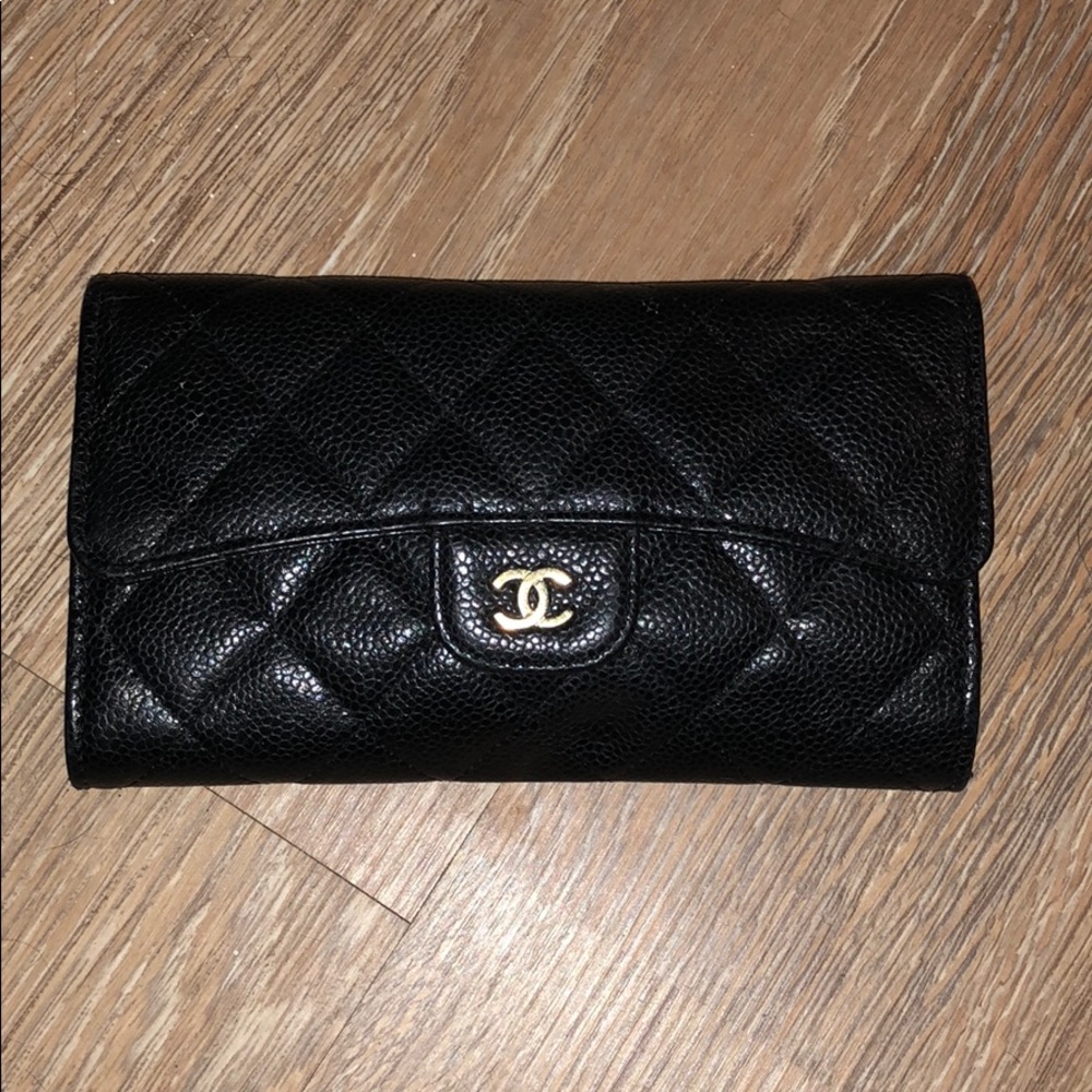 AUTHENTIC CHANEL Classic Flap Wallet